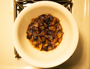 Illustration for article titled Drunk Meals 101: What To Cook When You're Totally Obliterated